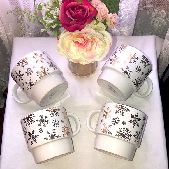 Signature Housewares Coffe Mug Set - Picture 2 of 8